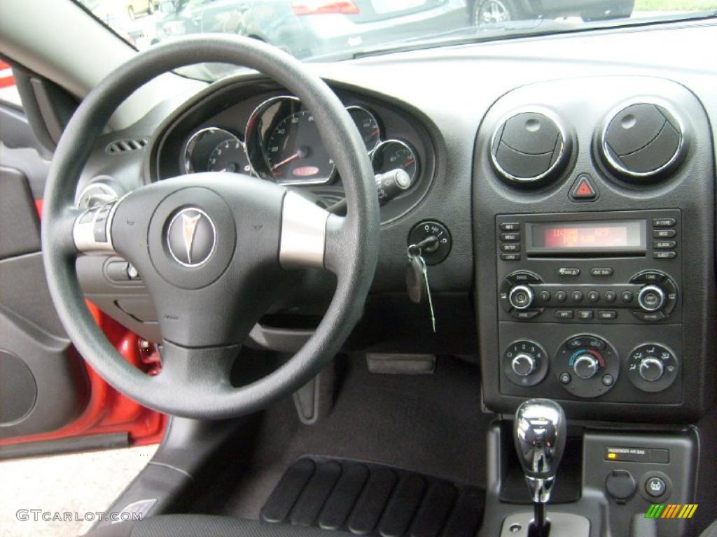 2006 G6 GT Coupe - Crimson Red / Ebony photo #16