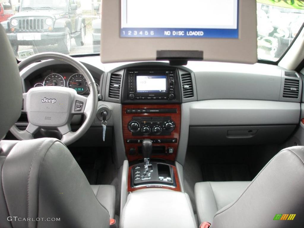 2007 Grand Cherokee Limited 4x4 - Stone White / Medium Slate Gray photo #12