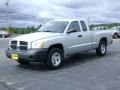 2007 Bright Silver Metallic Dodge Dakota ST Club Cab  photo #4