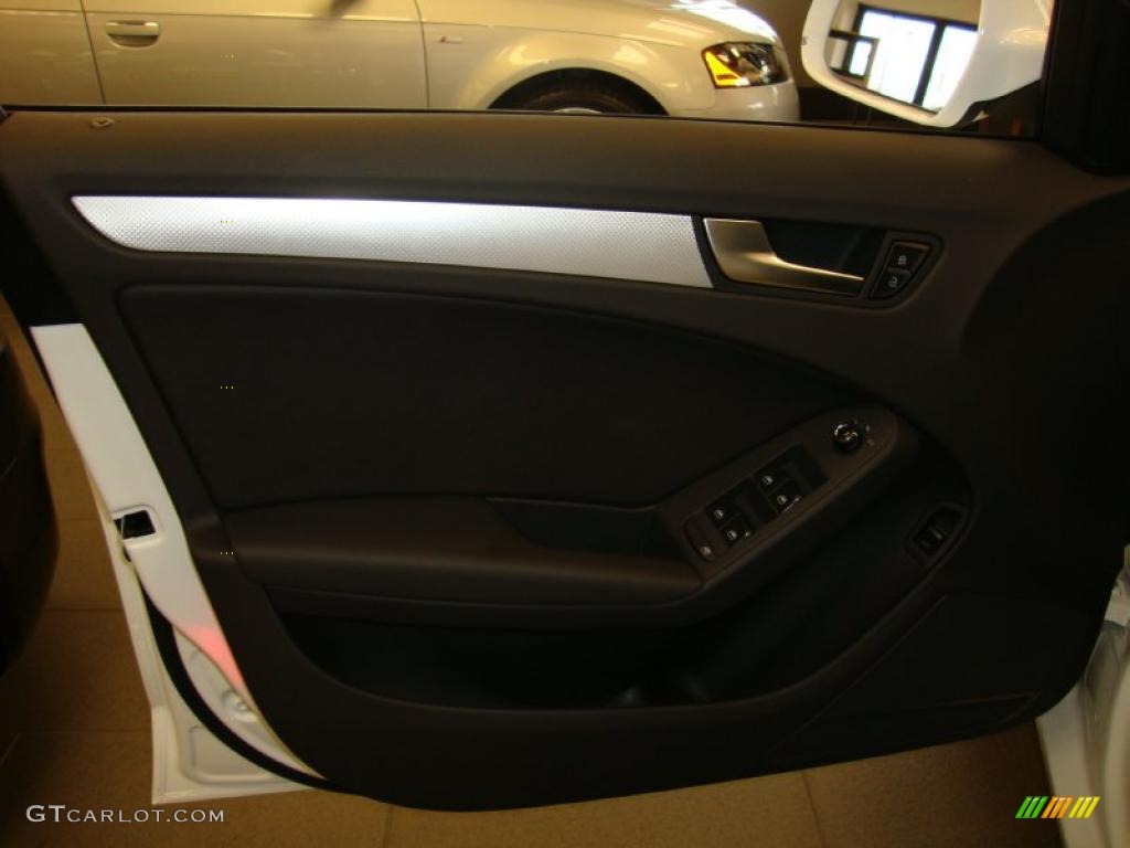 2011 A4 2.0T quattro Sedan - Ibis White / Black photo #9