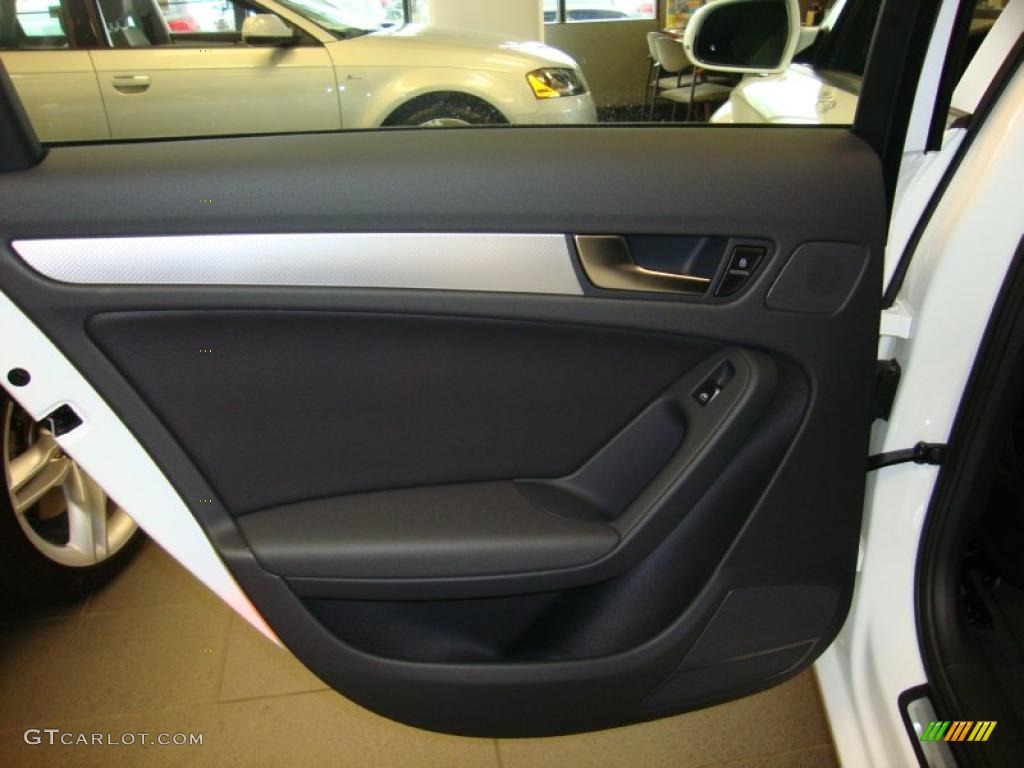 2011 A4 2.0T quattro Sedan - Ibis White / Black photo #18
