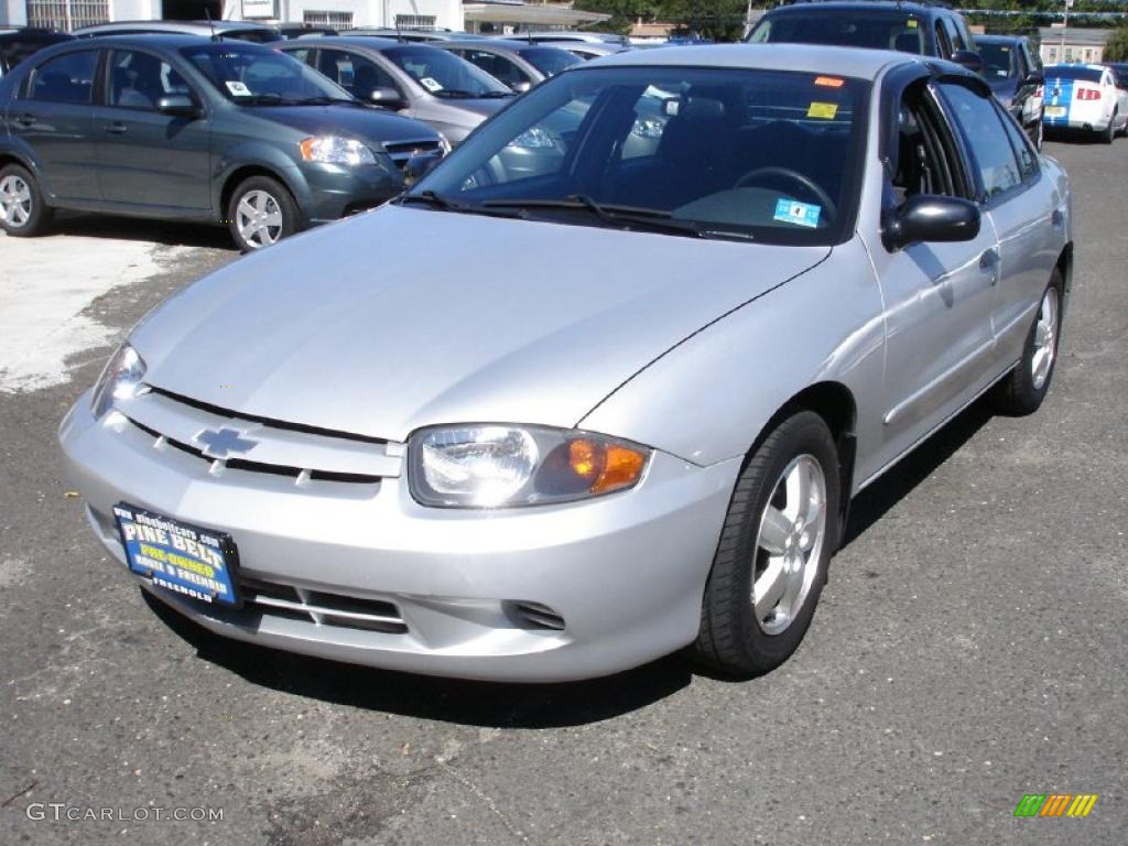 2004 Cavalier LS Sedan - Ultra Silver Metallic / Graphite photo #1