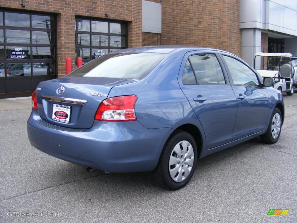2010 Yaris Sedan - Pacific Blue Metallic / Dark Charcoal photo #3