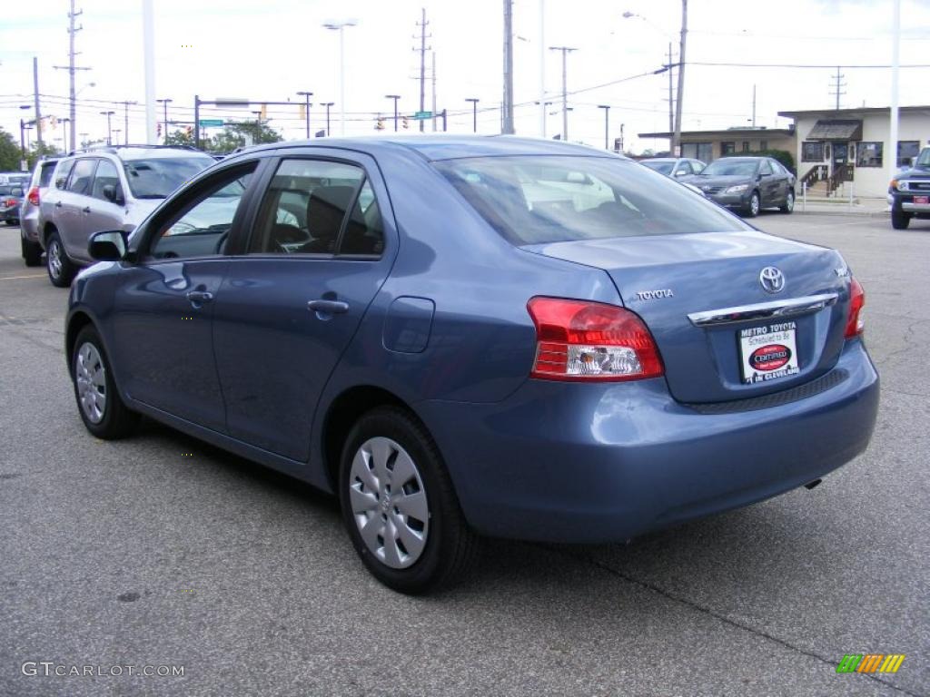 2010 Yaris Sedan - Pacific Blue Metallic / Dark Charcoal photo #5