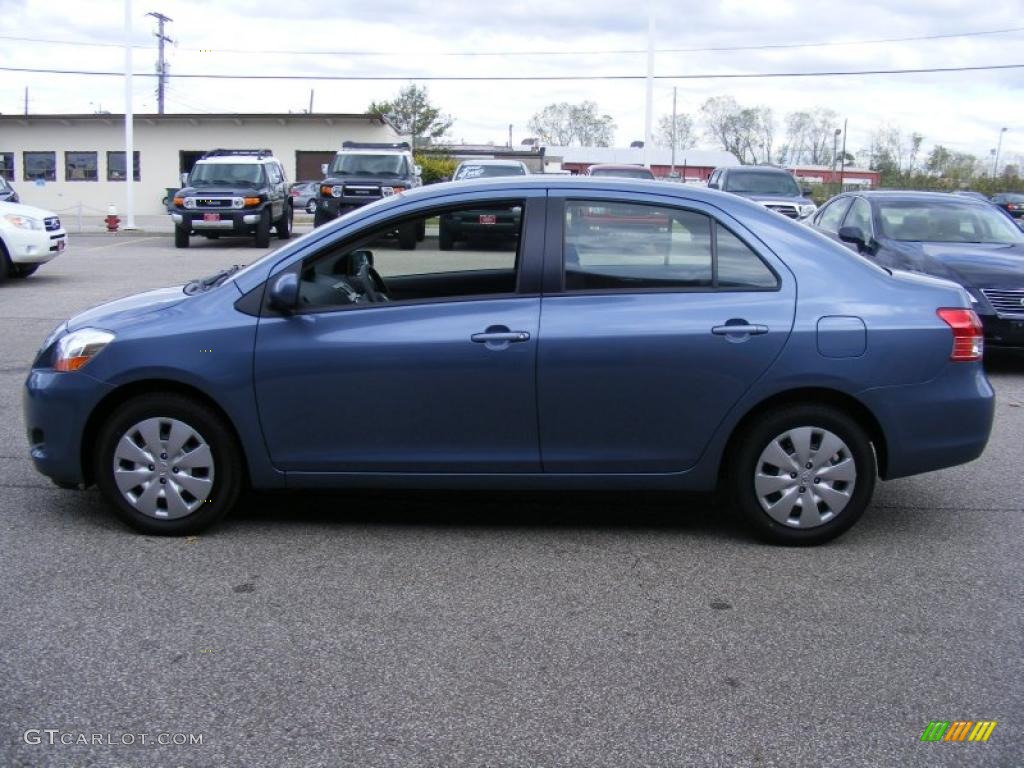 2010 Yaris Sedan - Pacific Blue Metallic / Dark Charcoal photo #6