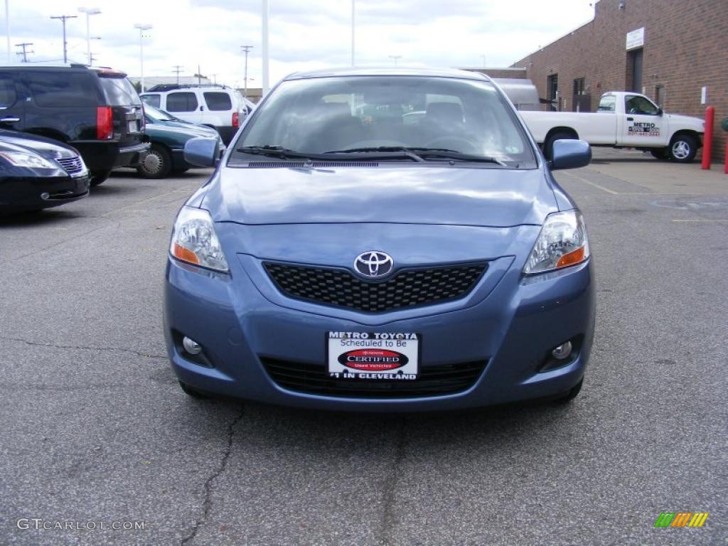 2010 Yaris Sedan - Pacific Blue Metallic / Dark Charcoal photo #8