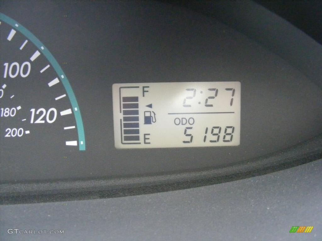 2010 Yaris Sedan - Pacific Blue Metallic / Dark Charcoal photo #18