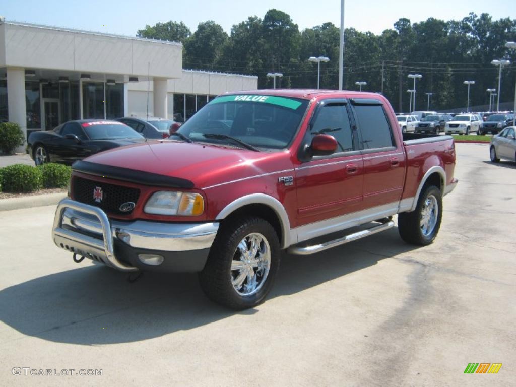 2002 F150 XLT SuperCrew 4x4 - Toreador Red Metallic / Medium Graphite photo #1