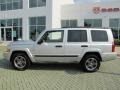 2006 Bright Silver Metallic Jeep Commander   photo #2