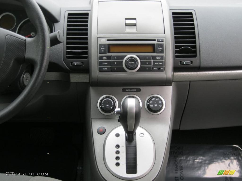 2009 Sentra 2.0 - Magnetic Gray / Charcoal photo #6