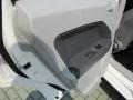 Stone White - Caliber SXT Photo No. 14