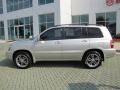 Millenium Silver Metallic - Highlander V6 Photo No. 2
