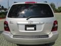 Millenium Silver Metallic - Highlander V6 Photo No. 4