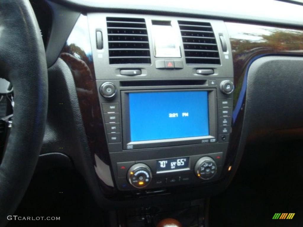 2008 DTS  - Black Raven / Ebony photo #18