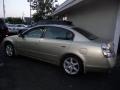 2003 Velvet Beige Nissan Altima 3.5 SE  photo #2