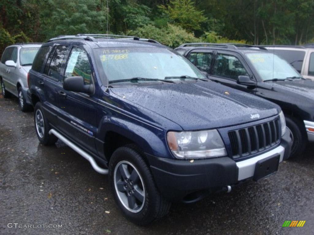 Midnight Blue Pearl Jeep Grand Cherokee