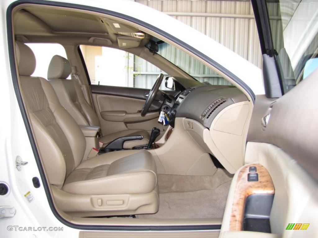 2003 Accord EX V6 Sedan - Taffeta White / Ivory photo #9