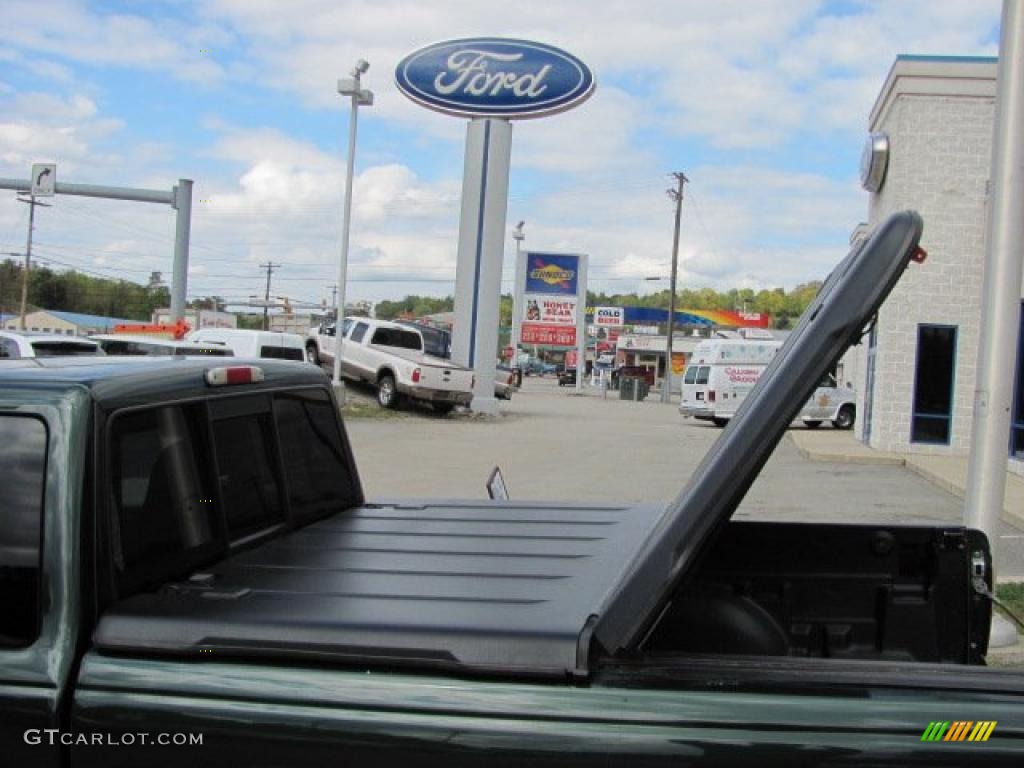 2002 Ranger XLT SuperCab 4x4 - Dark Highland Green Metallic / Medium Prairie Tan photo #7