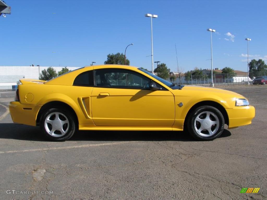1999 Mustang GT Coupe - Chrome Yellow / Dark Charcoal photo #6
