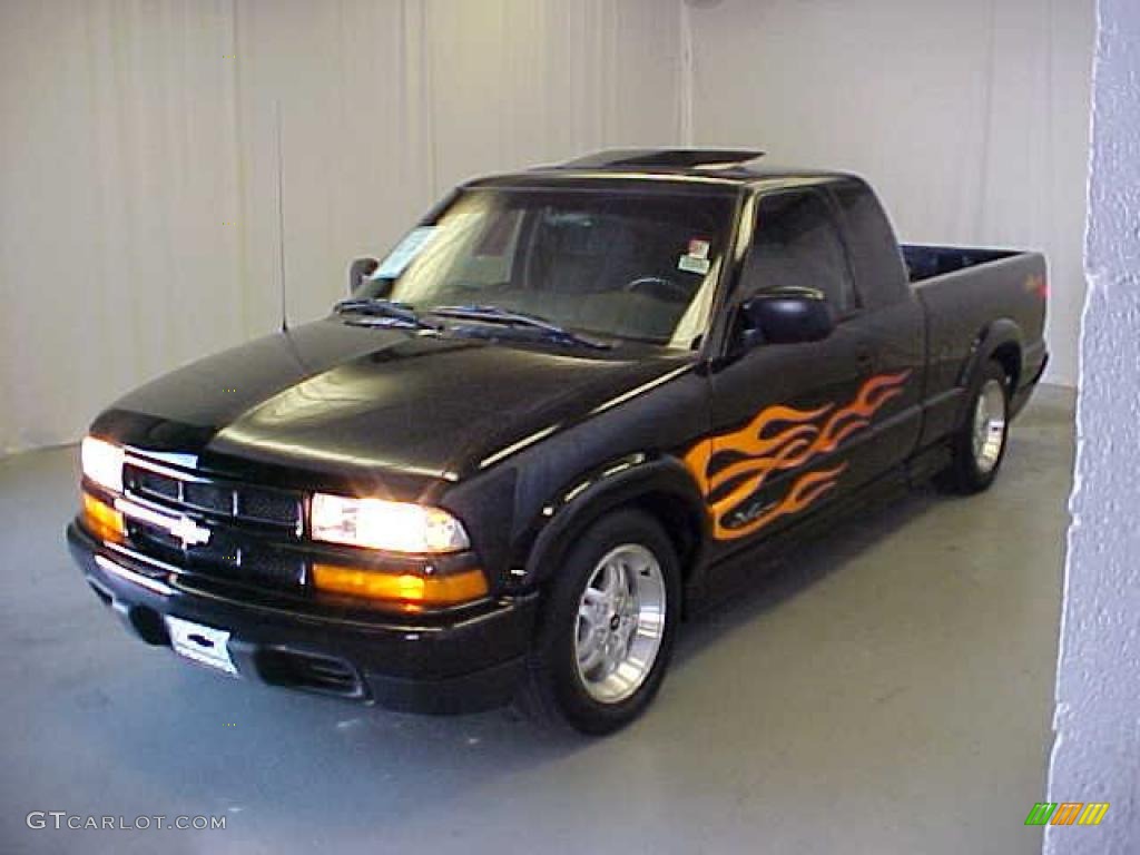2003 S10 Xtreme Extended Cab - Black Onyx / Graphite photo #3