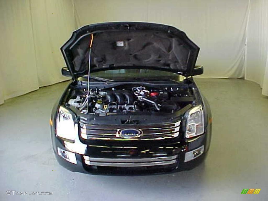 2007 Fusion SEL V6 AWD - Black / Light Stone photo #4