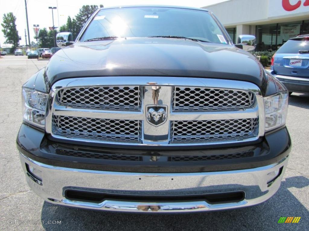 2011 Ram 1500 Laramie Crew Cab - Rugged Brown Pearl / Light Pebble Beige/Bark Brown photo #2