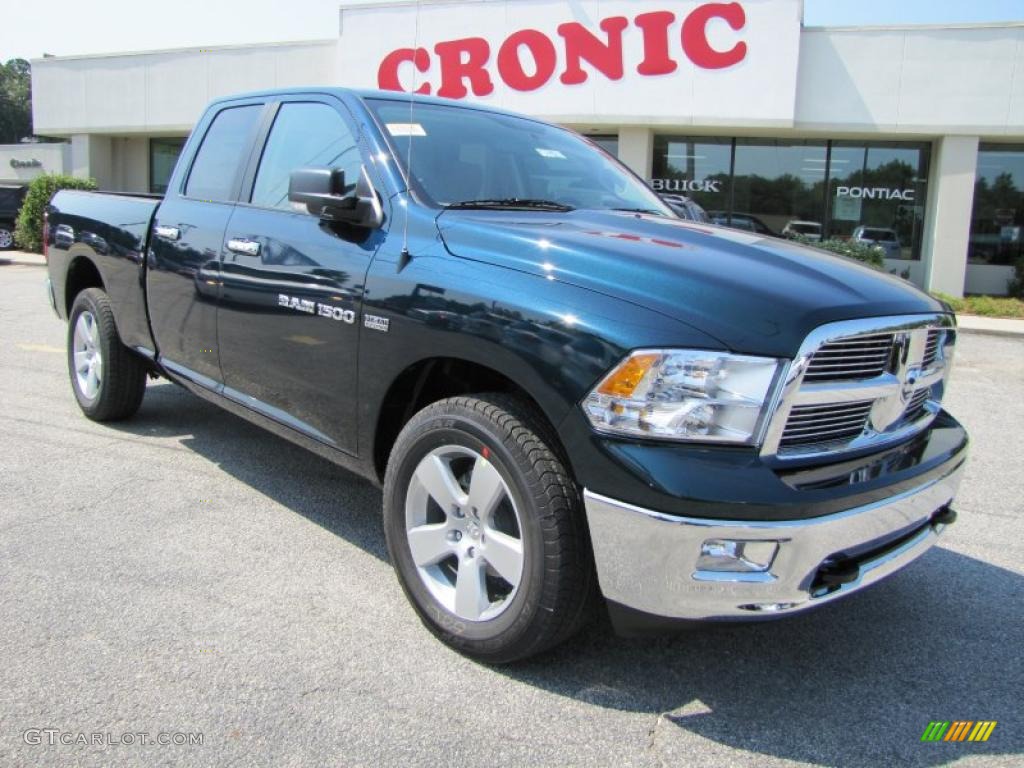 2011 Ram 1500 Big Horn Quad Cab 4x4 - Hunter Green Pearl / Light Pebble Beige/Bark Brown photo #1