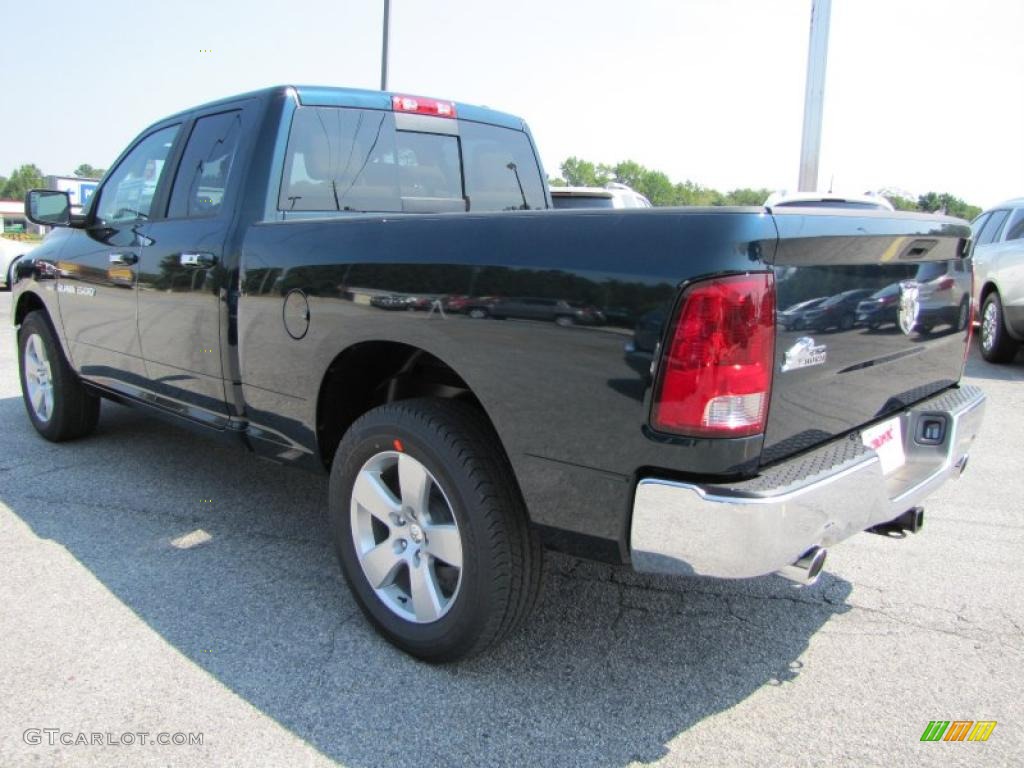 2011 Ram 1500 Big Horn Quad Cab 4x4 - Hunter Green Pearl / Light Pebble Beige/Bark Brown photo #5