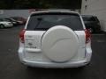 Super White - RAV4 4WD Photo No. 3