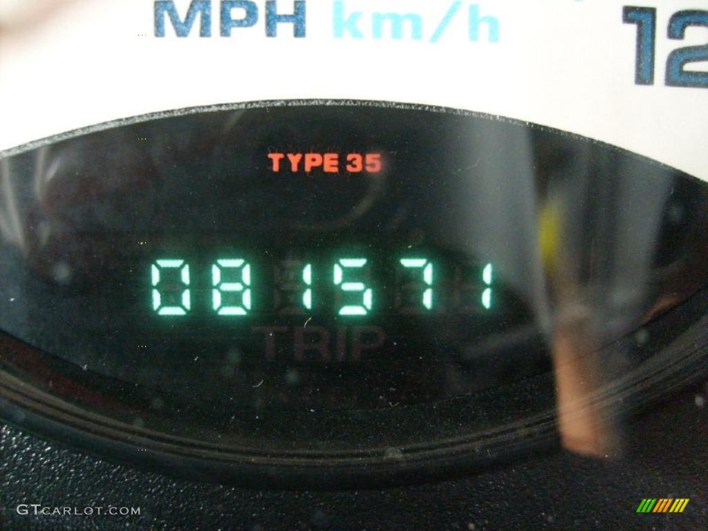 2003 Liberty Sport 4x4 - Stone White / Dark Slate Gray photo #25