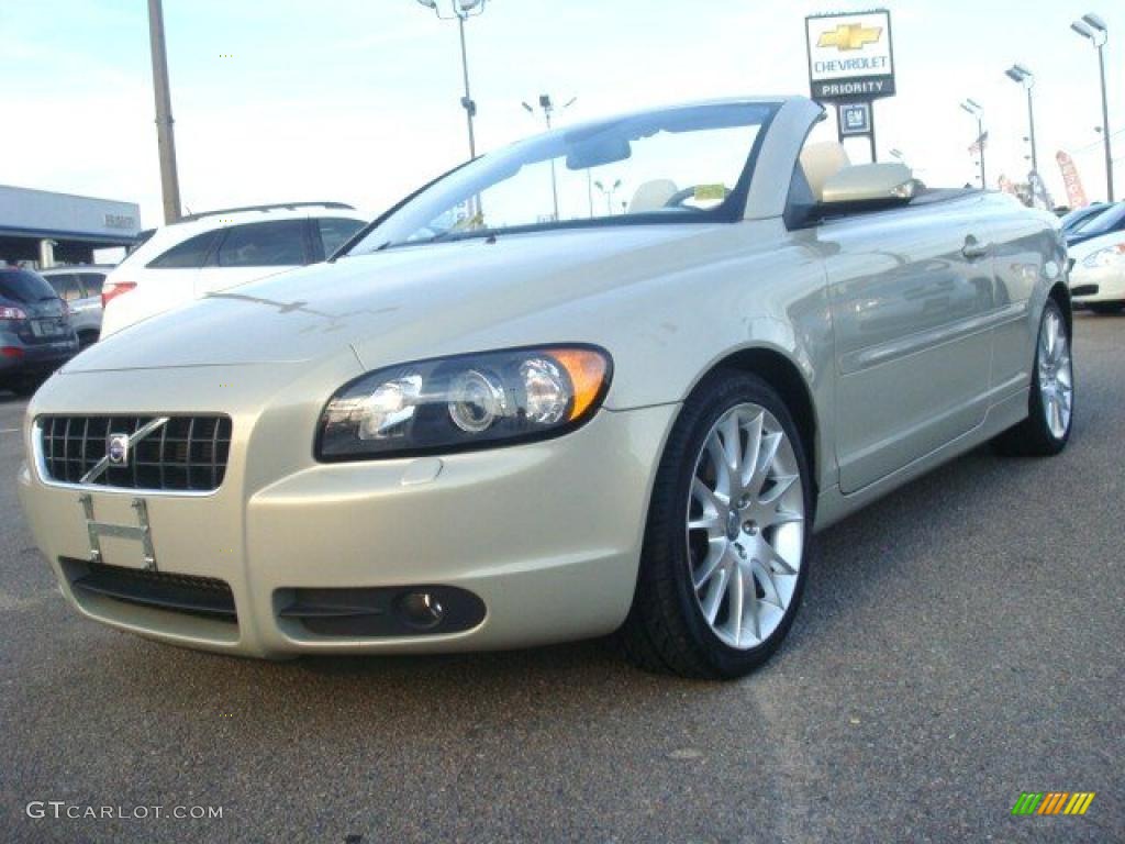 2007 C70 T5 Convertible - Zanzibar Gold Metallic / Calcite Cream photo #1