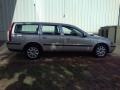 2001 Silver Metallic Volvo V70 2.4  photo #17