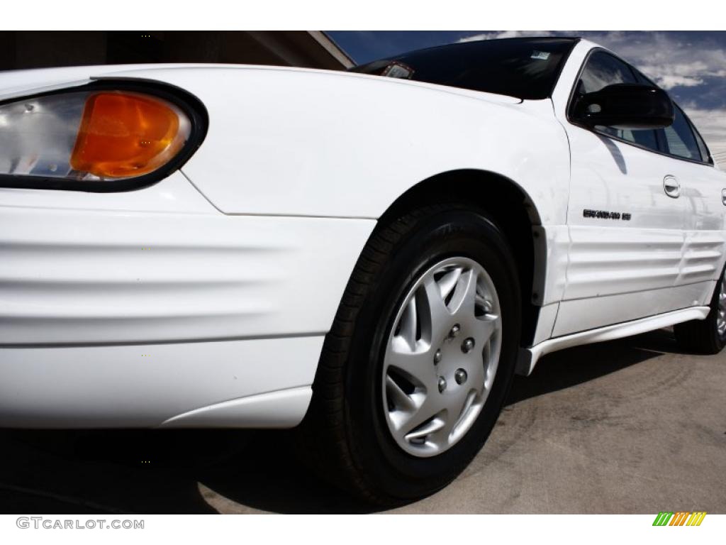 2000 Grand Am SE Sedan - Arctic White / Dark Pewter photo #20