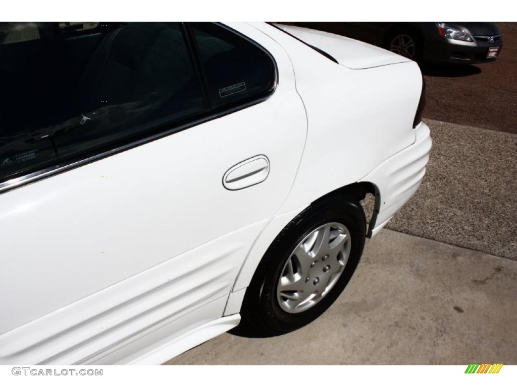 2000 Grand Am SE Sedan - Arctic White / Dark Pewter photo #21