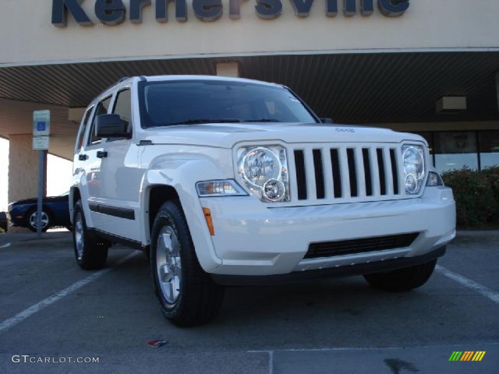 2011 Liberty Sport 4x4 - Bright White / Dark Slate Gray photo #1