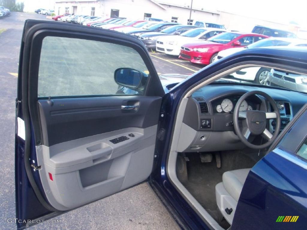 2005 300 Touring - Midnight Blue Pearlcoat / Dark Slate Gray/Light Graystone photo #15