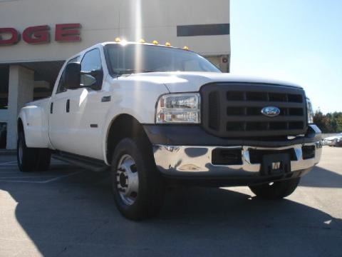 2005 Ford F350 Super Duty XL Crew Cab 4x4 Dually Data, Info and Specs
