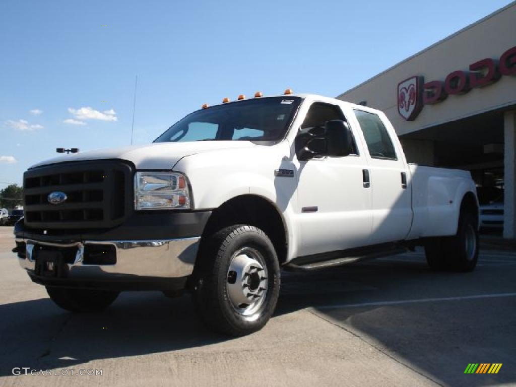 2005 F350 Super Duty XL Crew Cab 4x4 Dually - Oxford White / Medium Flint photo #7