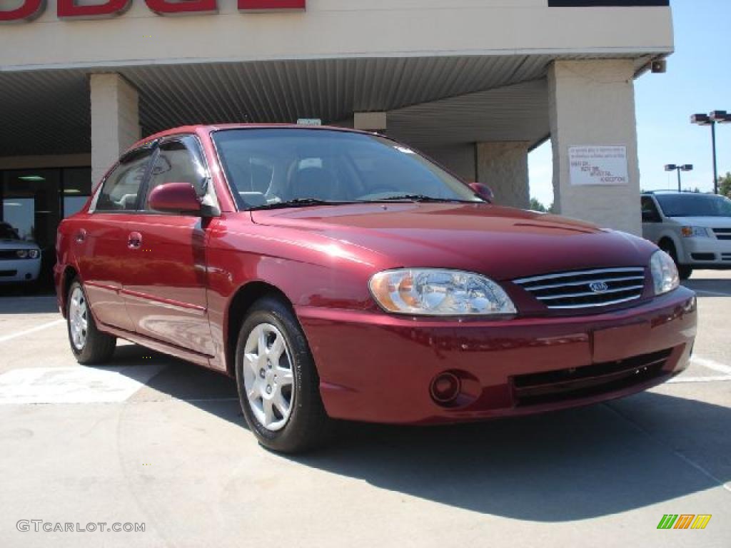 2003 Spectra Sedan - Pepper Red / Grey photo #1