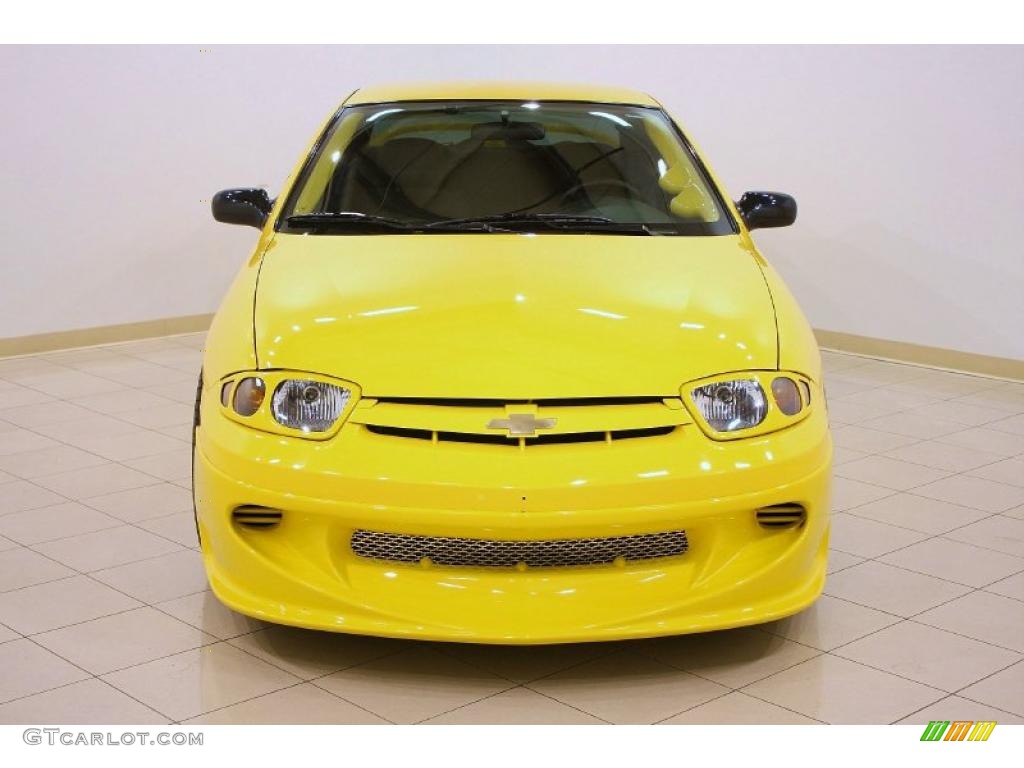 2004 Cavalier Coupe - Rally Yellow / Graphite photo #2