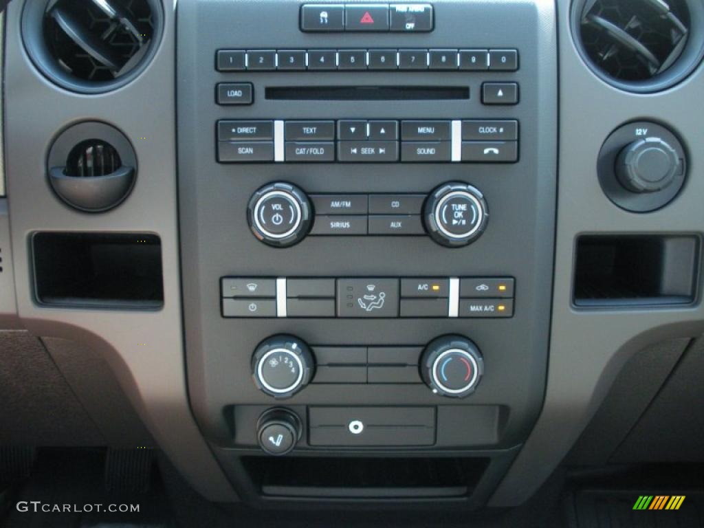 2010 F150 XL Regular Cab - Tuxedo Black / Medium Stone photo #8