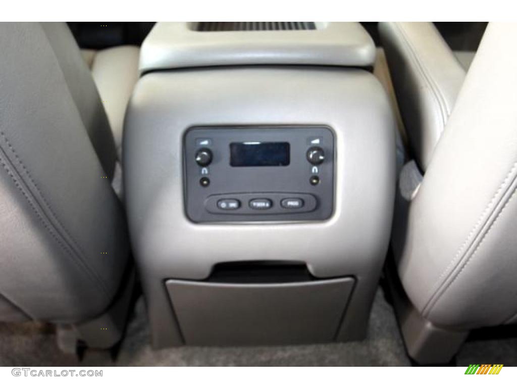 2003 Tahoe LS - Dark Green Metallic / Tan/Neutral photo #21