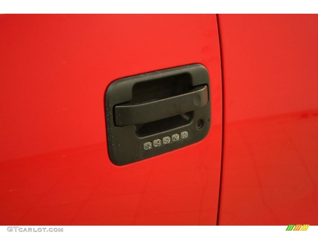 2005 F150 FX4 SuperCab 4x4 - Bright Red / Medium Flint/Dark Flint Grey photo #8