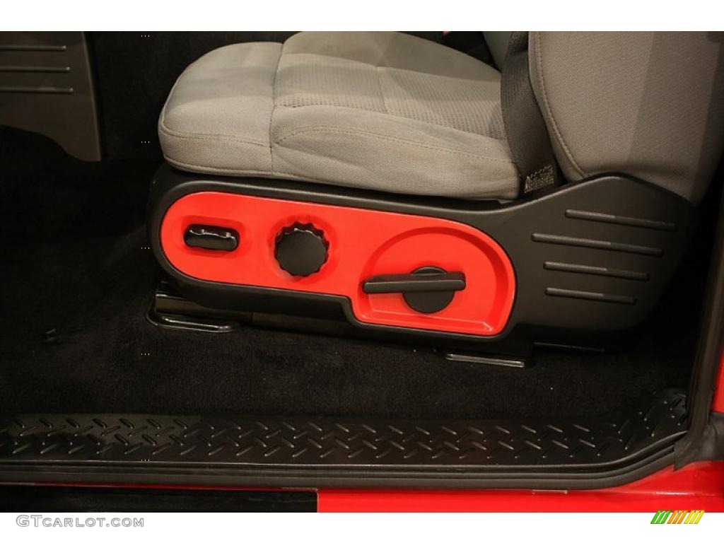 2005 F150 FX4 SuperCab 4x4 - Bright Red / Medium Flint/Dark Flint Grey photo #11
