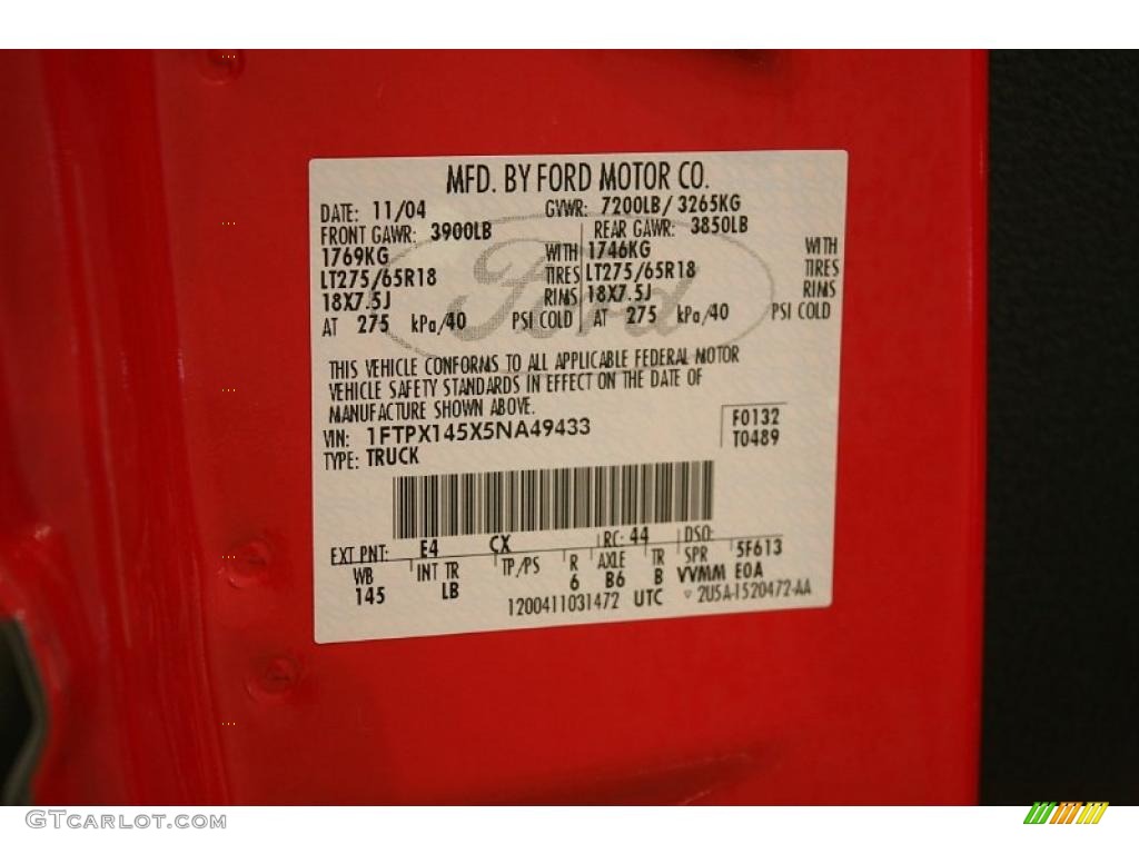 2005 F150 FX4 SuperCab 4x4 - Bright Red / Medium Flint/Dark Flint Grey photo #26