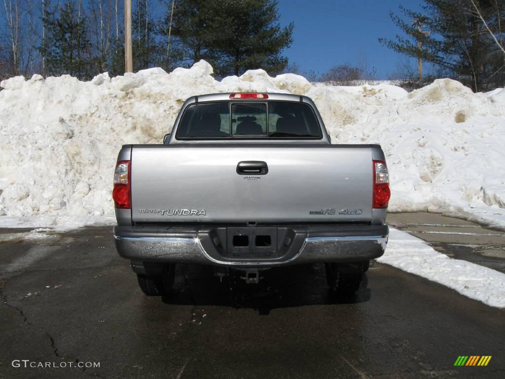 2006 Tundra SR5 Access Cab 4x4 - Silver Sky Metallic / Light Charcoal photo #9