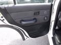 Chawton White - Freelander S Photo No. 27