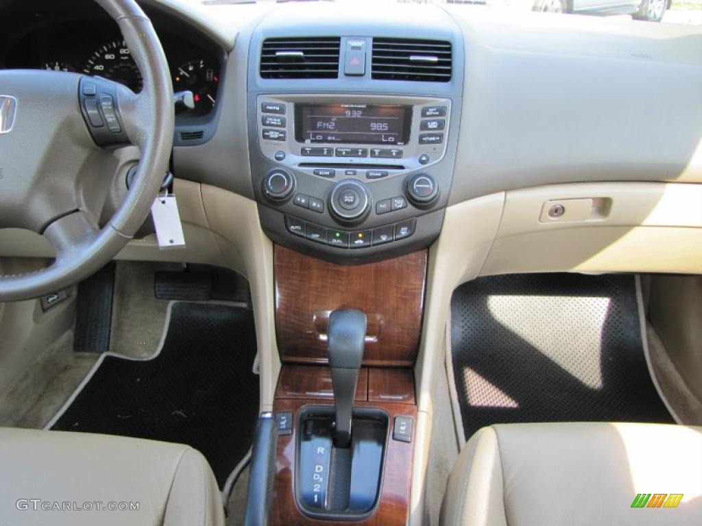 2007 Accord EX-L V6 Sedan - Desert Mist Metallic / Ivory photo #16
