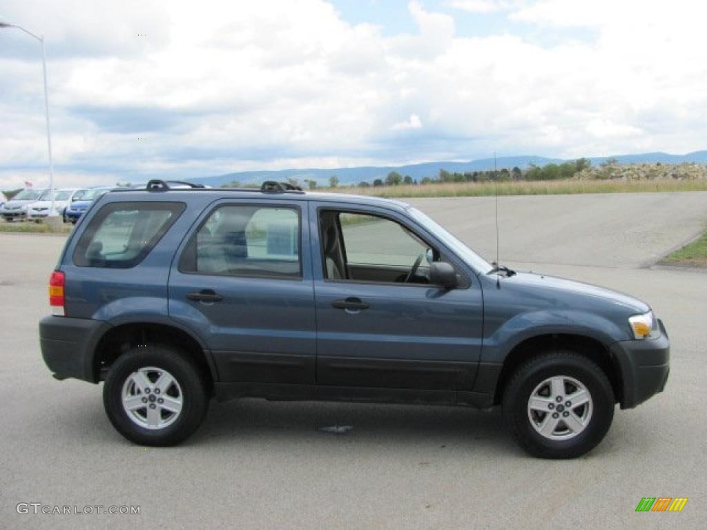2006 Escape XLS 4WD - Norsea Blue Metallic / Medium/Dark Pebble photo #12