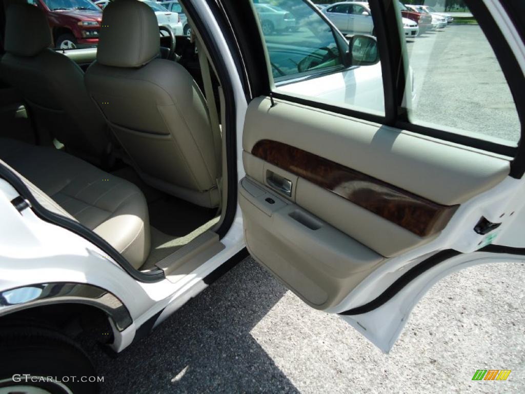 2006 Grand Marquis LS - Vibrant White / Medium Light Stone photo #16